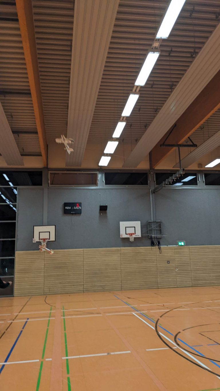 Hallenfliegen der FSG Vehlefanz in der Sporthalle Hennigsdorf